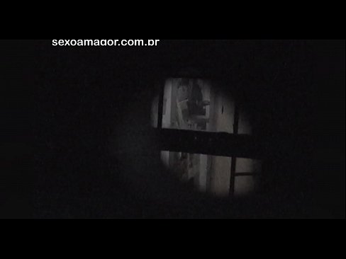 ❤️ Szőke lányt titokban videóra vette a környékbeli kukkoló, aki üreges téglák mögé rejtőzött ️❌ Porno at hu.onlyindianpornx.ru ️
